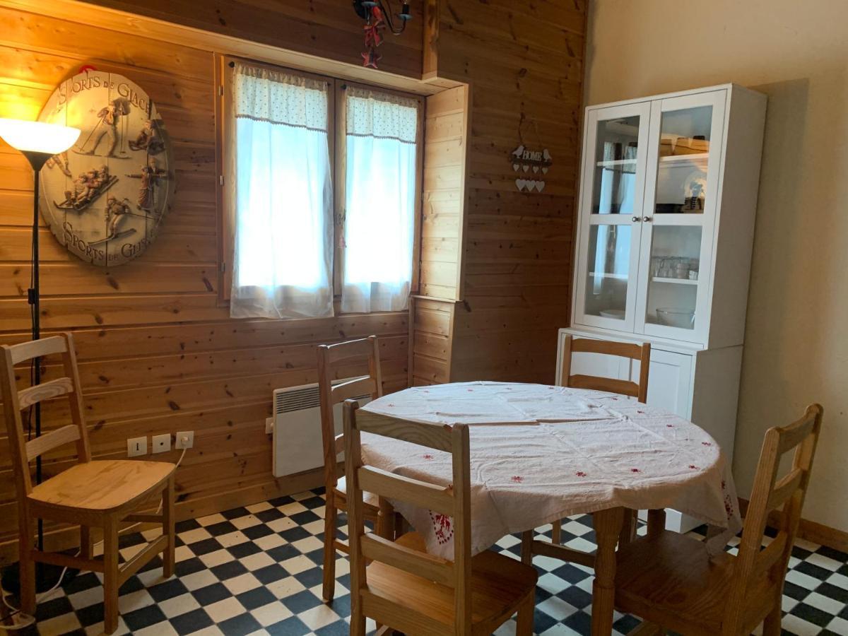 Villa Ferme Noemie  à Le Bourg-dʼOisans Extérieur photo
