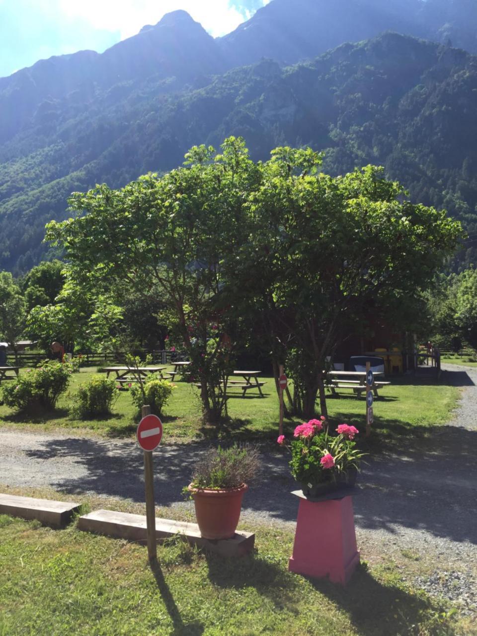 Villa Ferme Noemie  à Le Bourg-dʼOisans Extérieur photo
